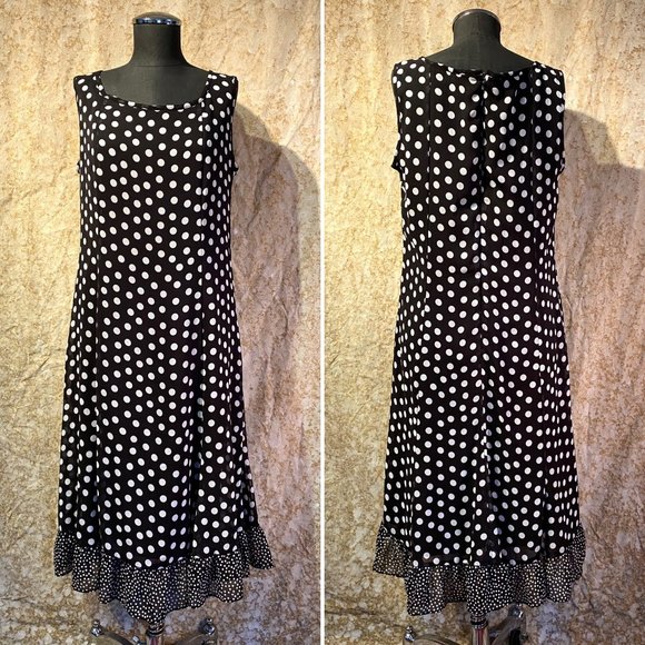 Studio I Dresses & Skirts - Studio I Black and White Polka Dot with Ruffled Hem Sz 10